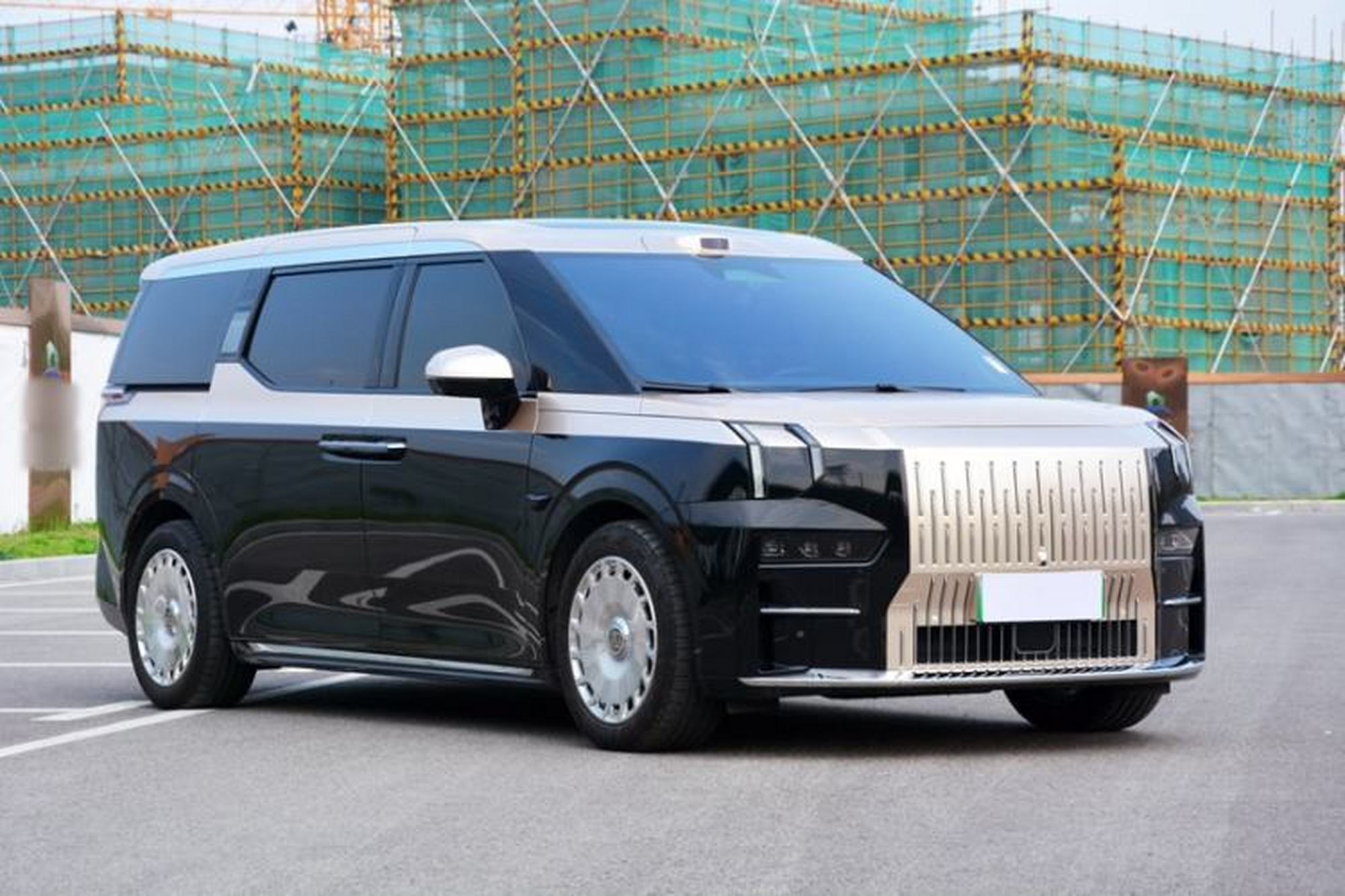 Миниатюра 12