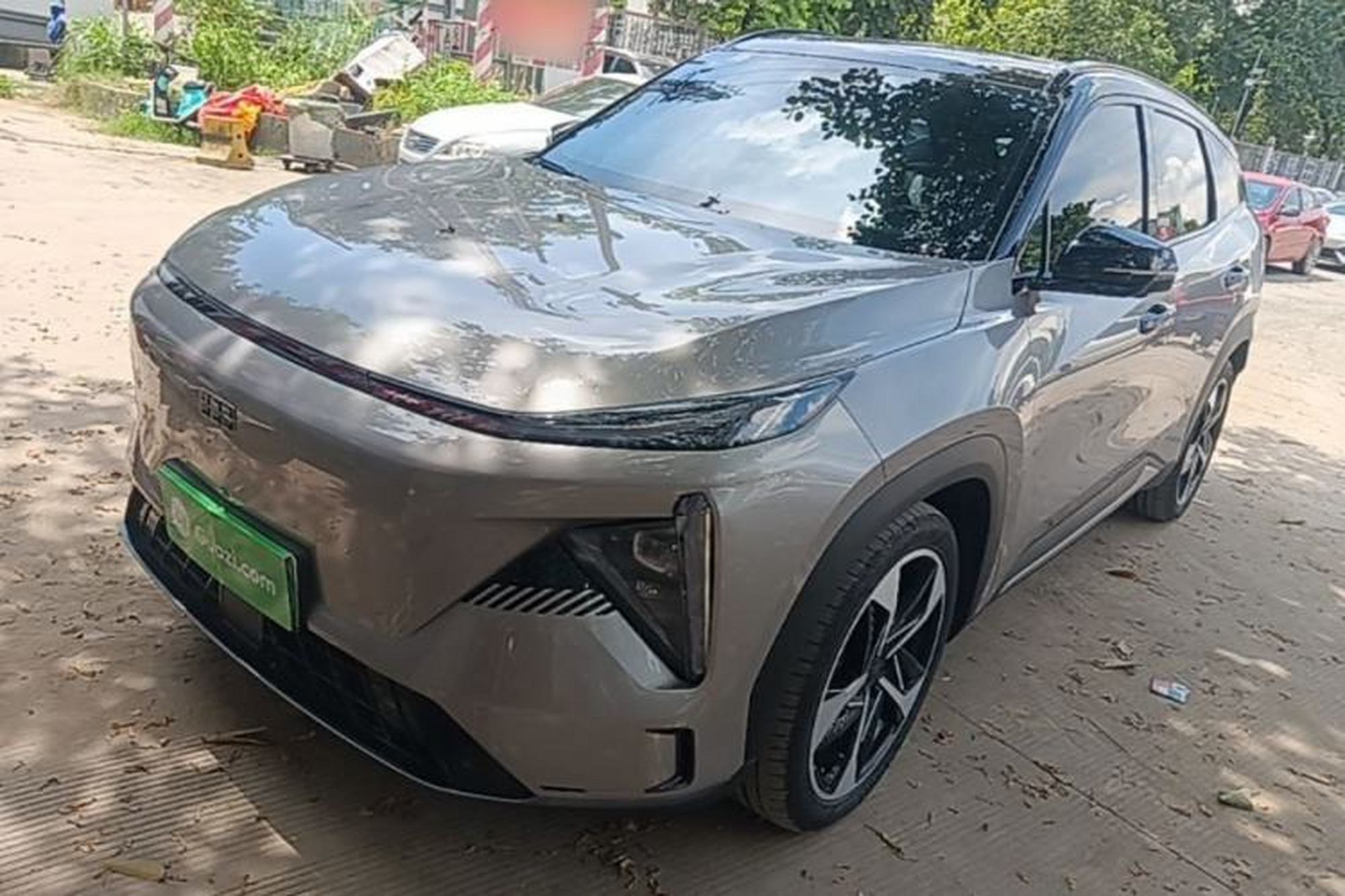 Geely Galaxy L7