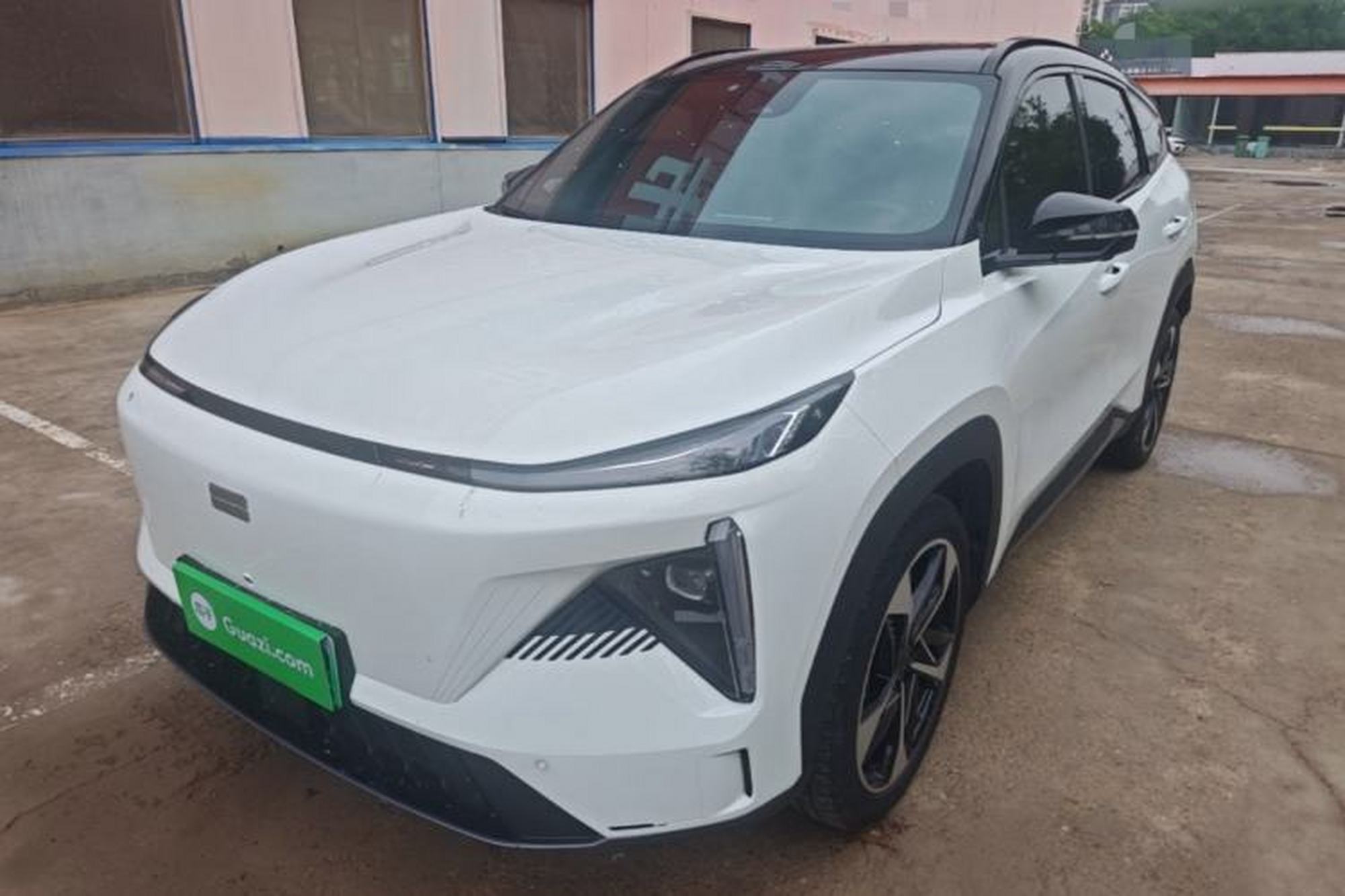 Geely Galaxy L7