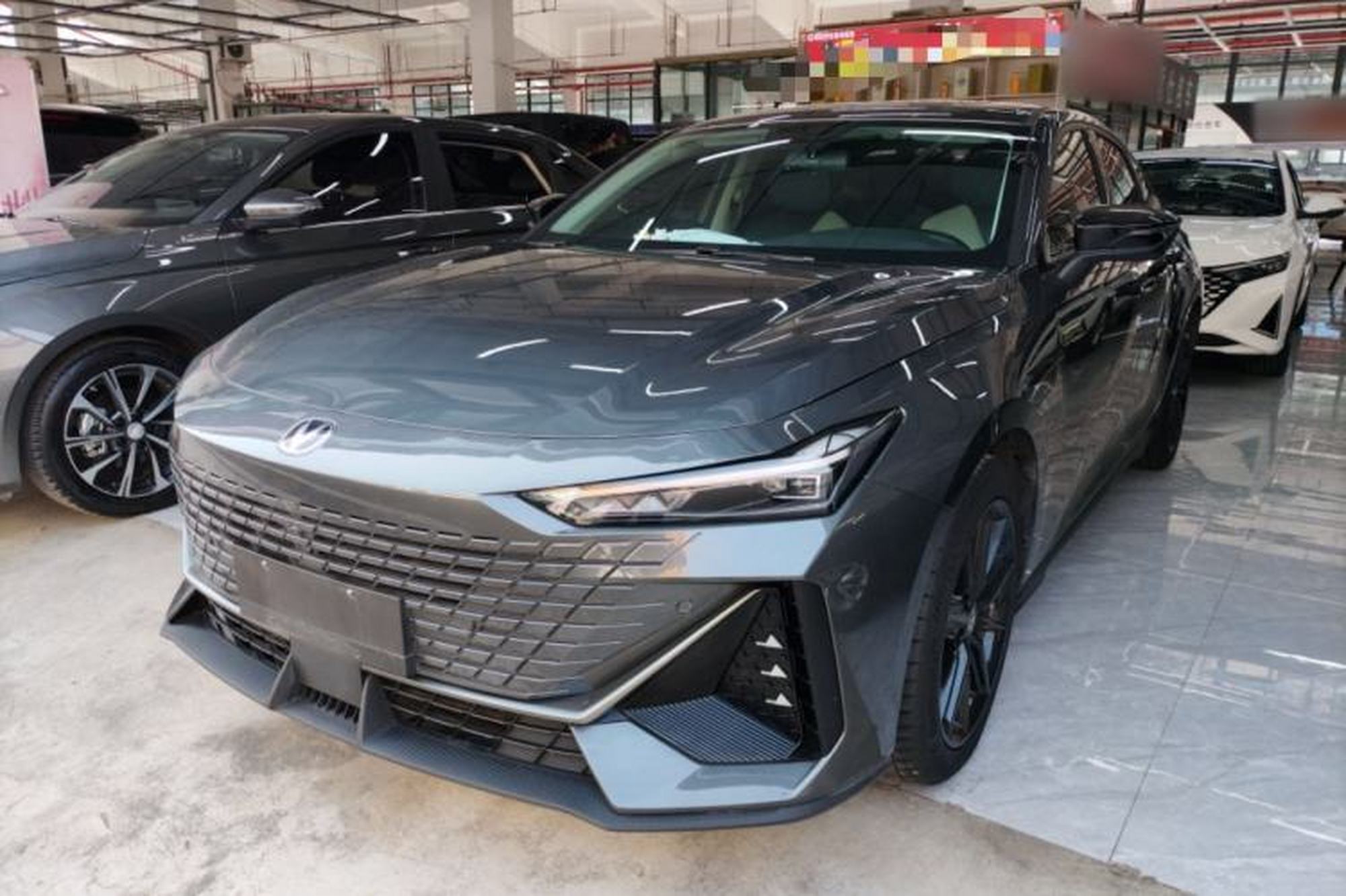 ChangAn UNI-V iDD