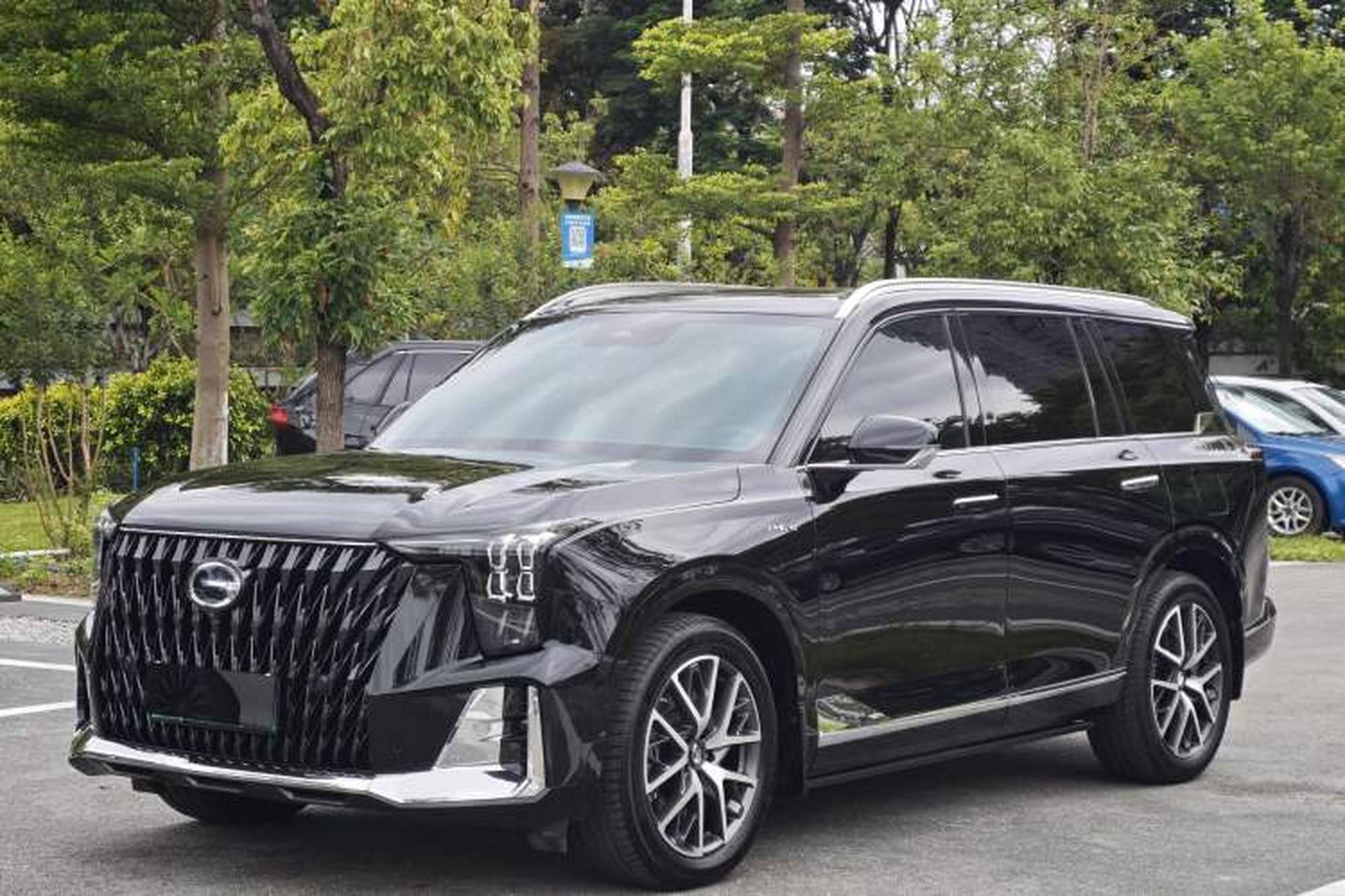 GAC Trumpchi ES9