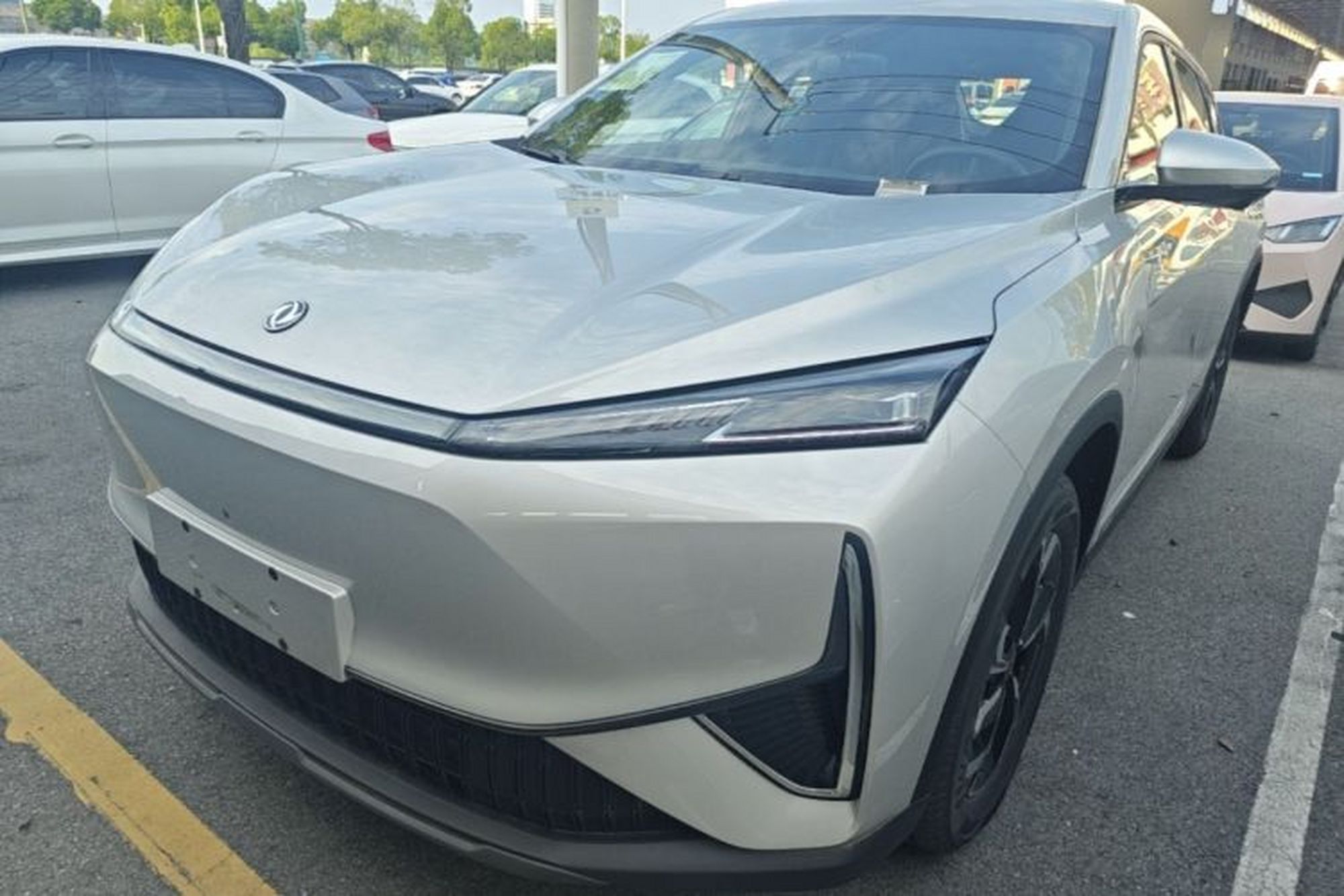 DongFeng Aeolus L7 New Energy