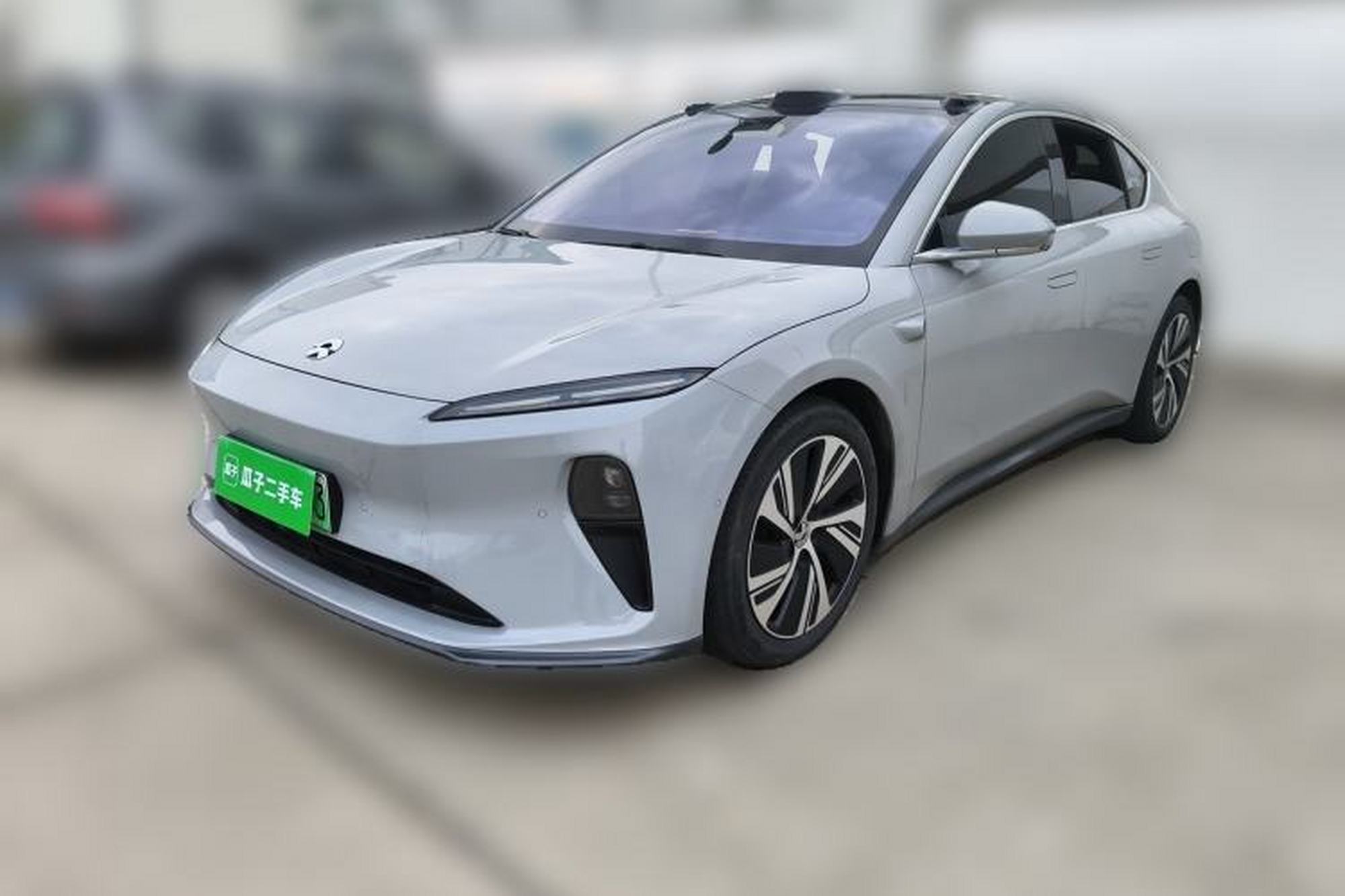 NIO ET5