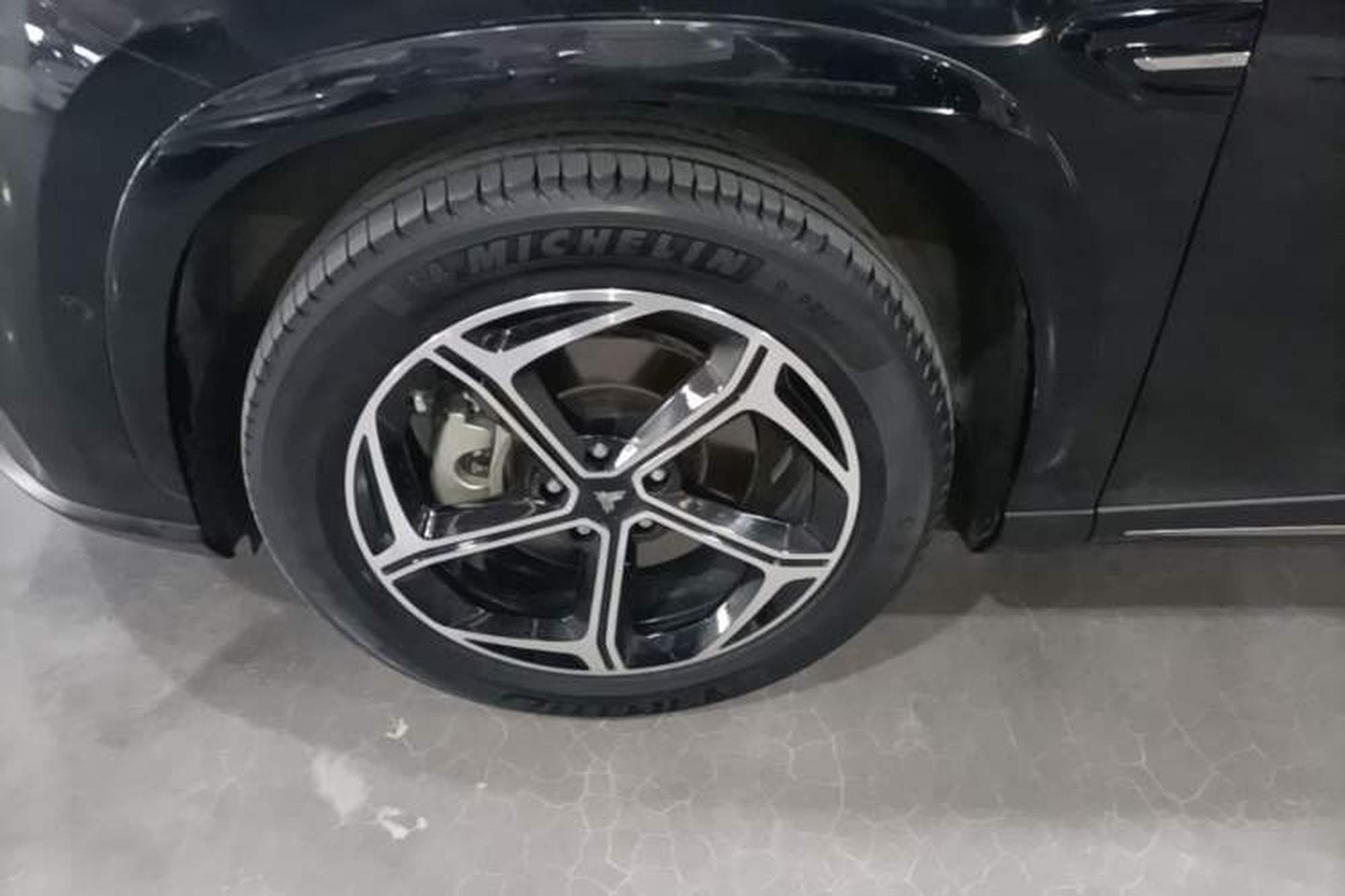 Thumbnail 10