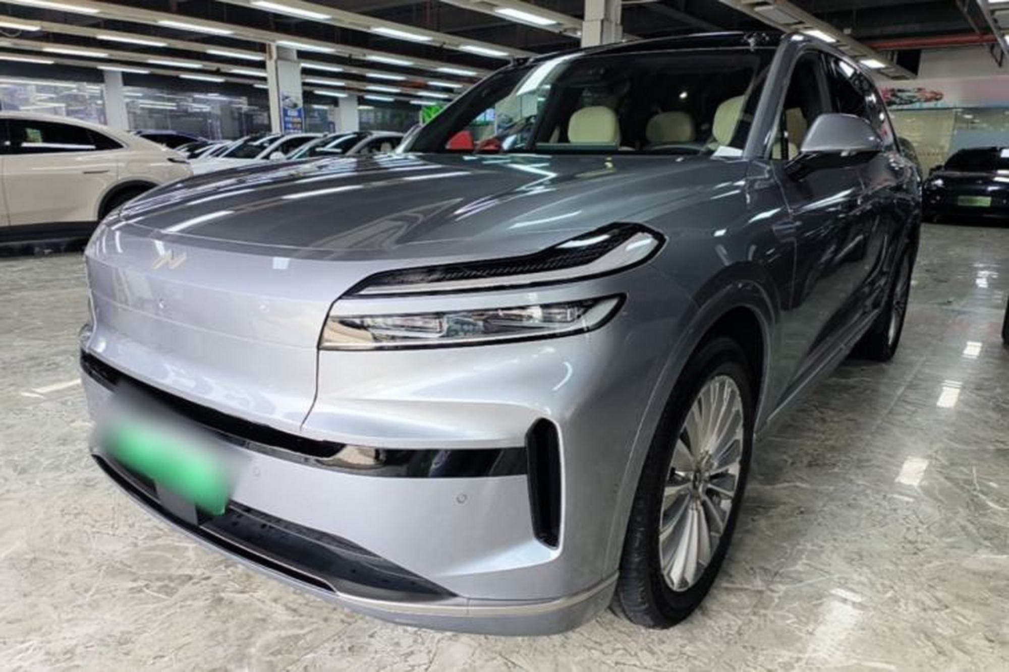 ONVO Luxeed L90
