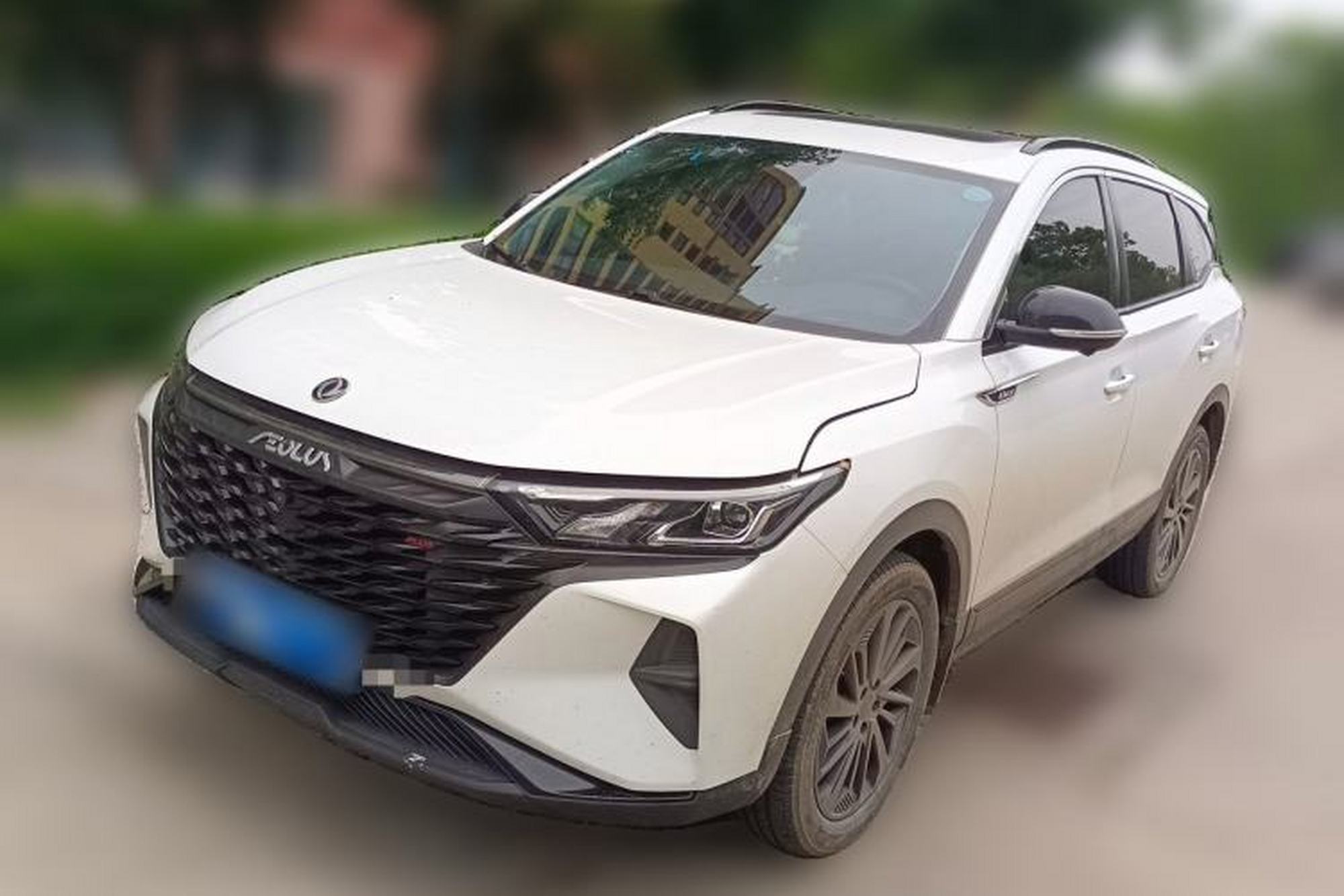 DongFeng Aeolus AX7