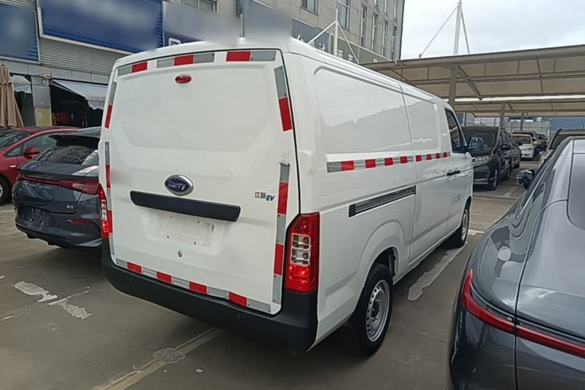 Miniatura 6