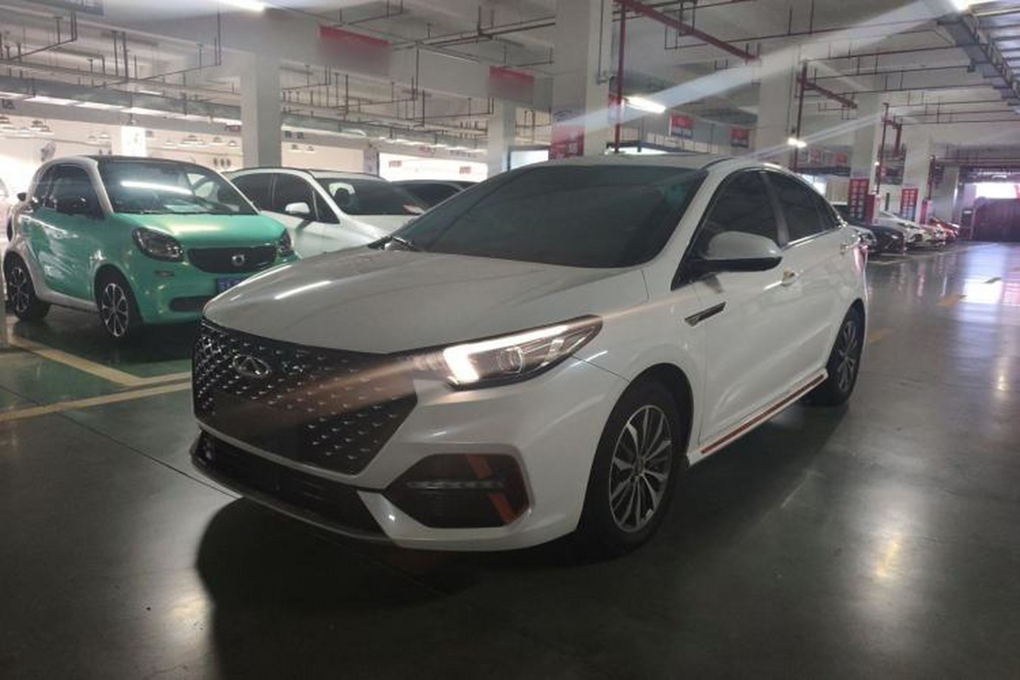 Chery Arrizo 5 PLUS