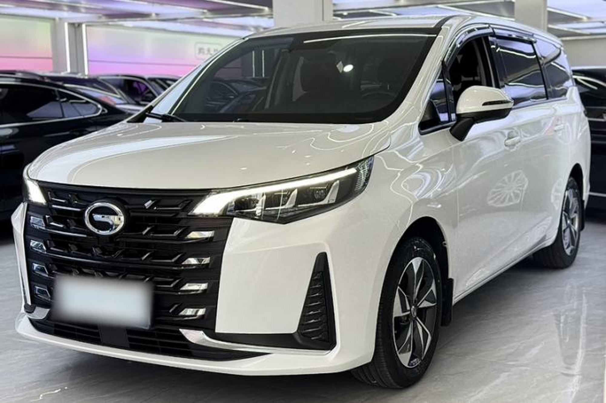 GAC Trumpchi M6