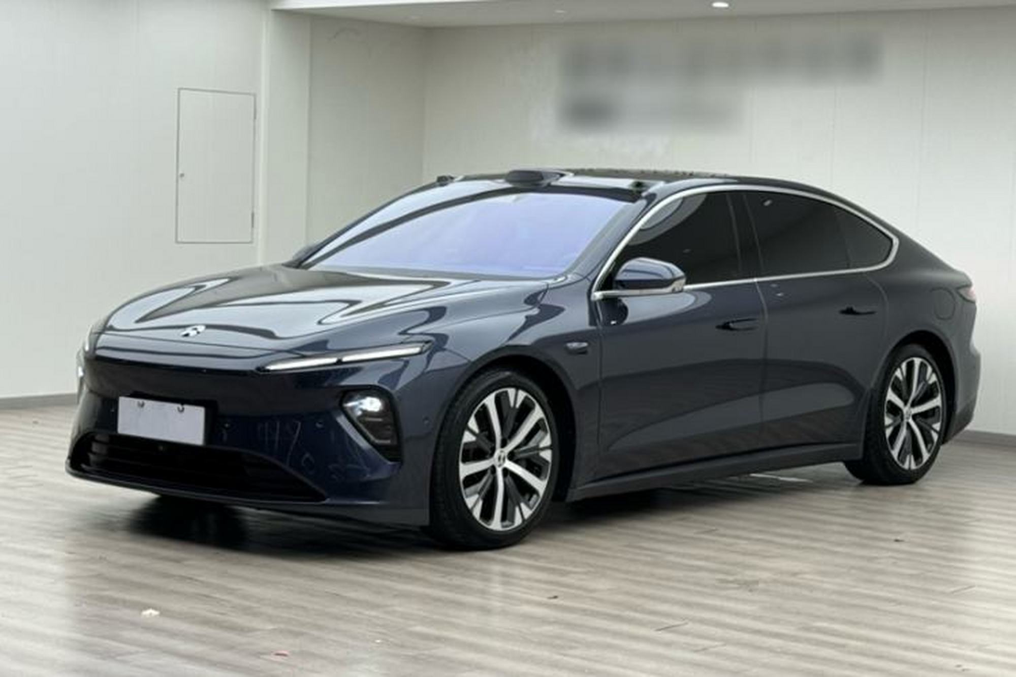 NIO ET7