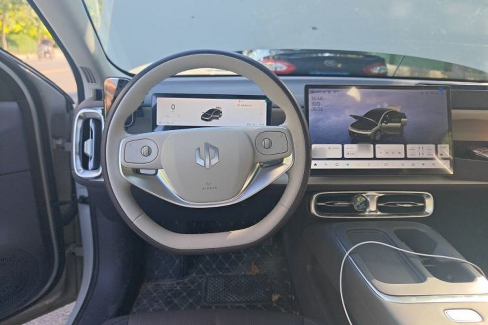 Miniatura 9