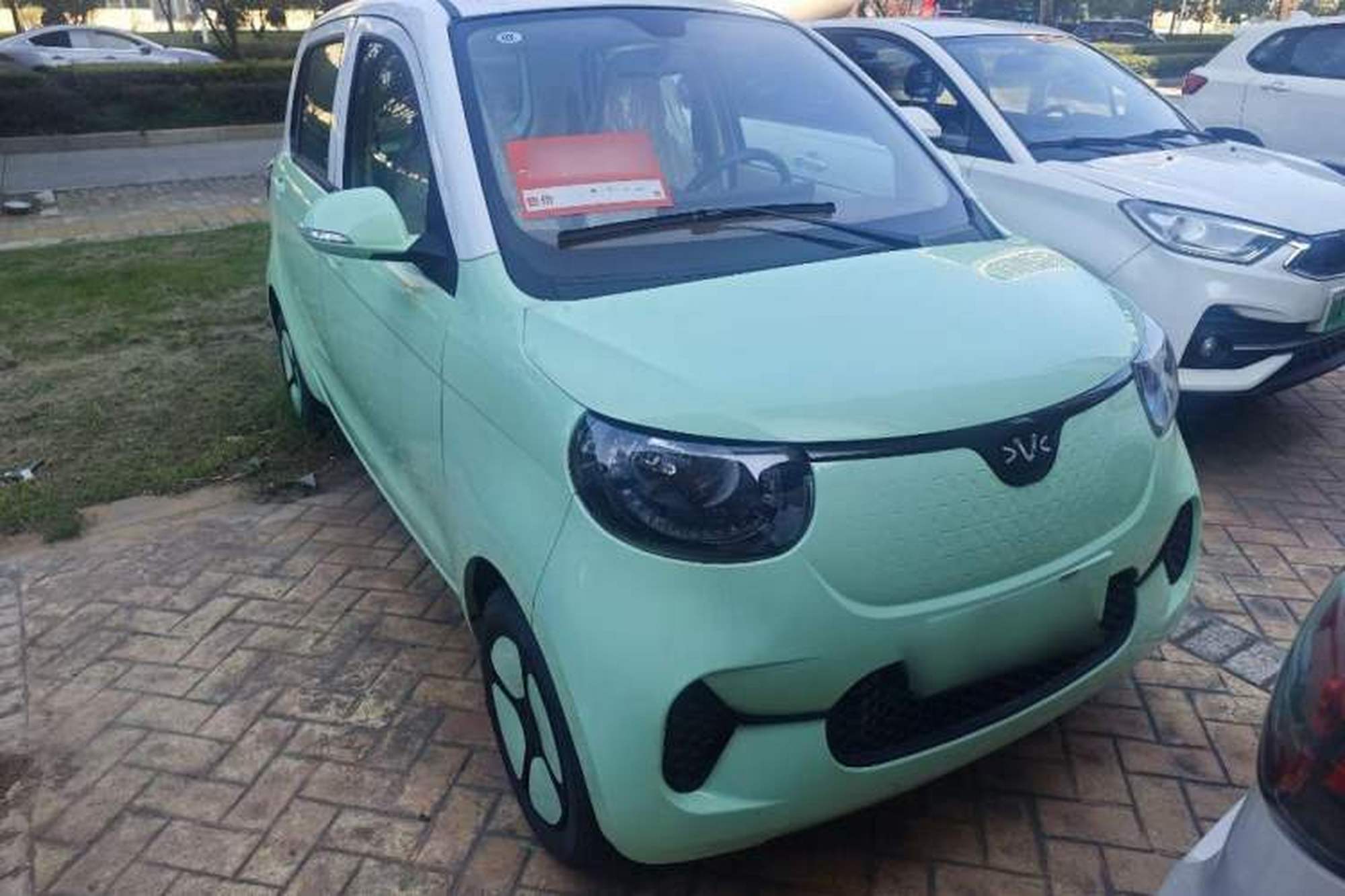 Miniatura 3