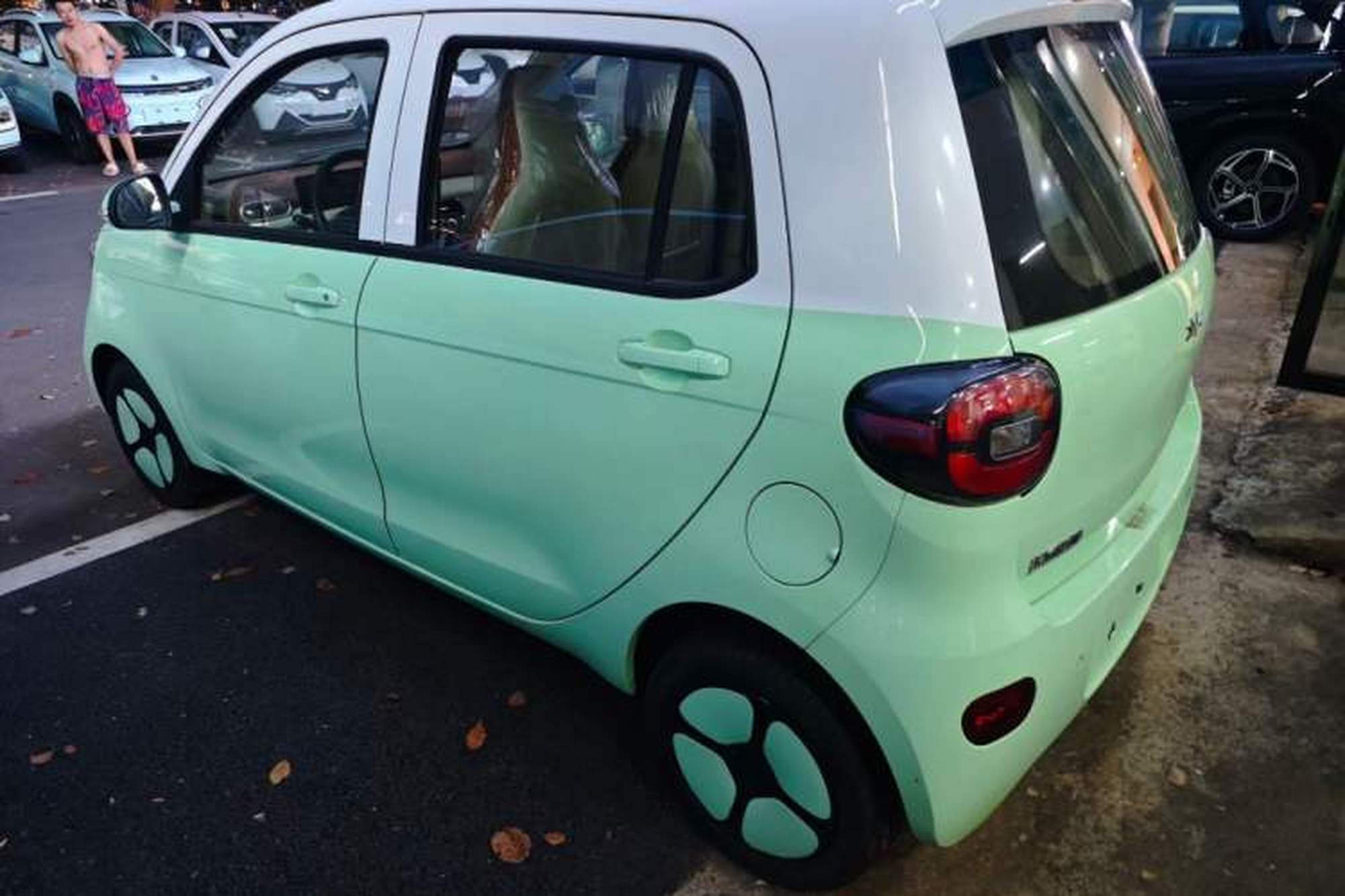 Miniatura 4
