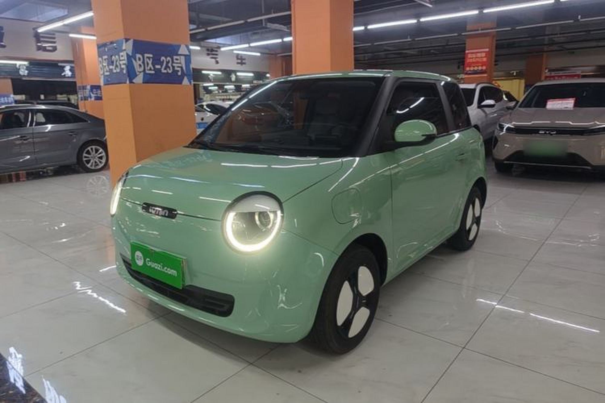 CHANGAN NEVO Lumin