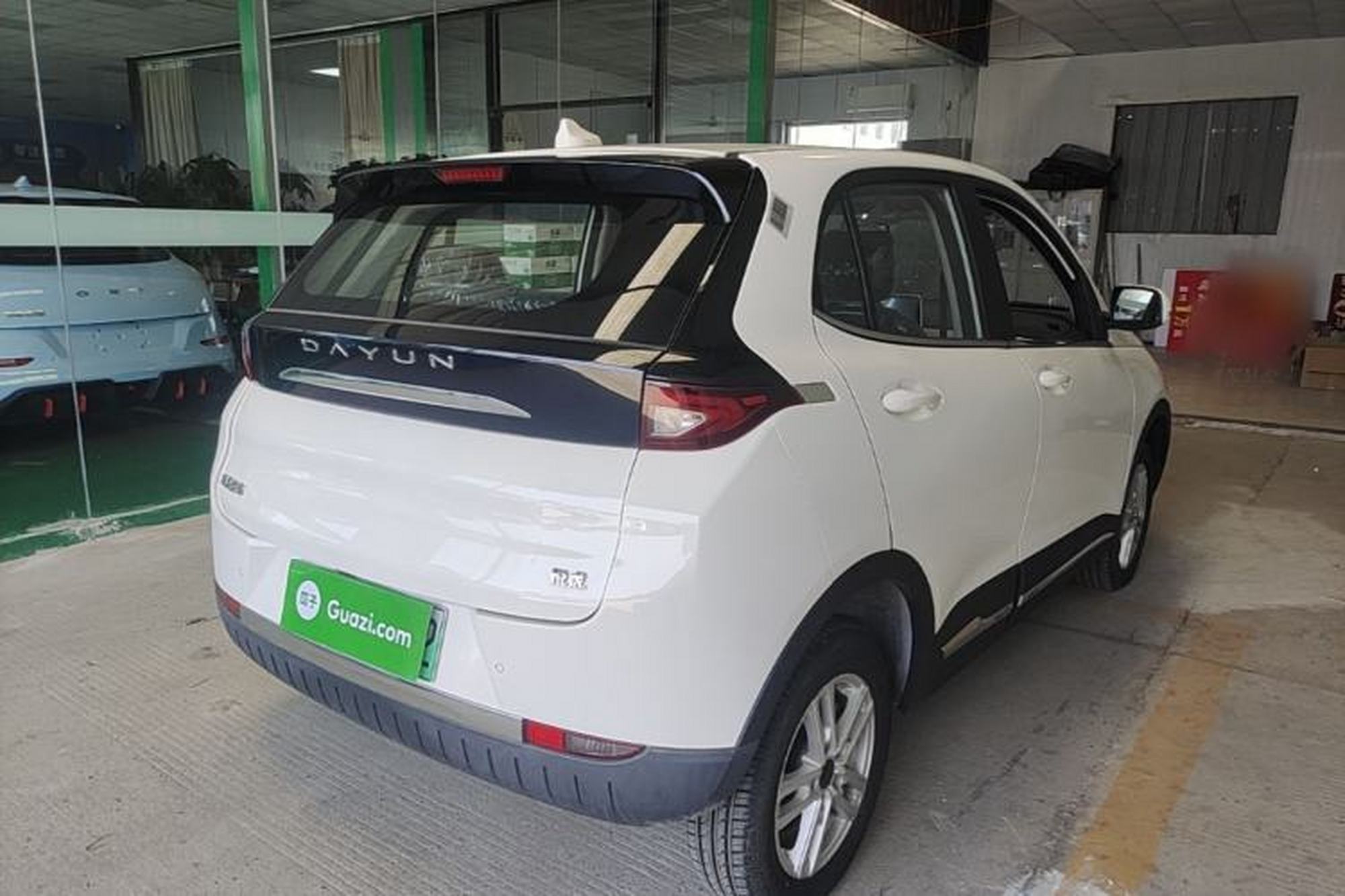 Miniatura 6