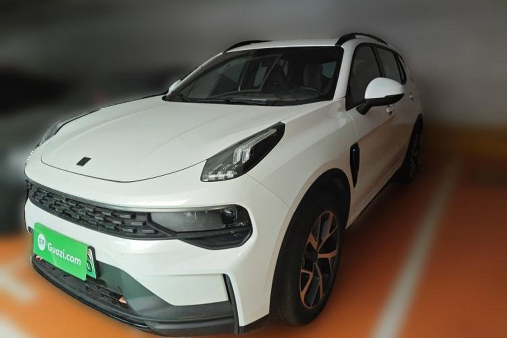 LYNK&CO 01 EM-P