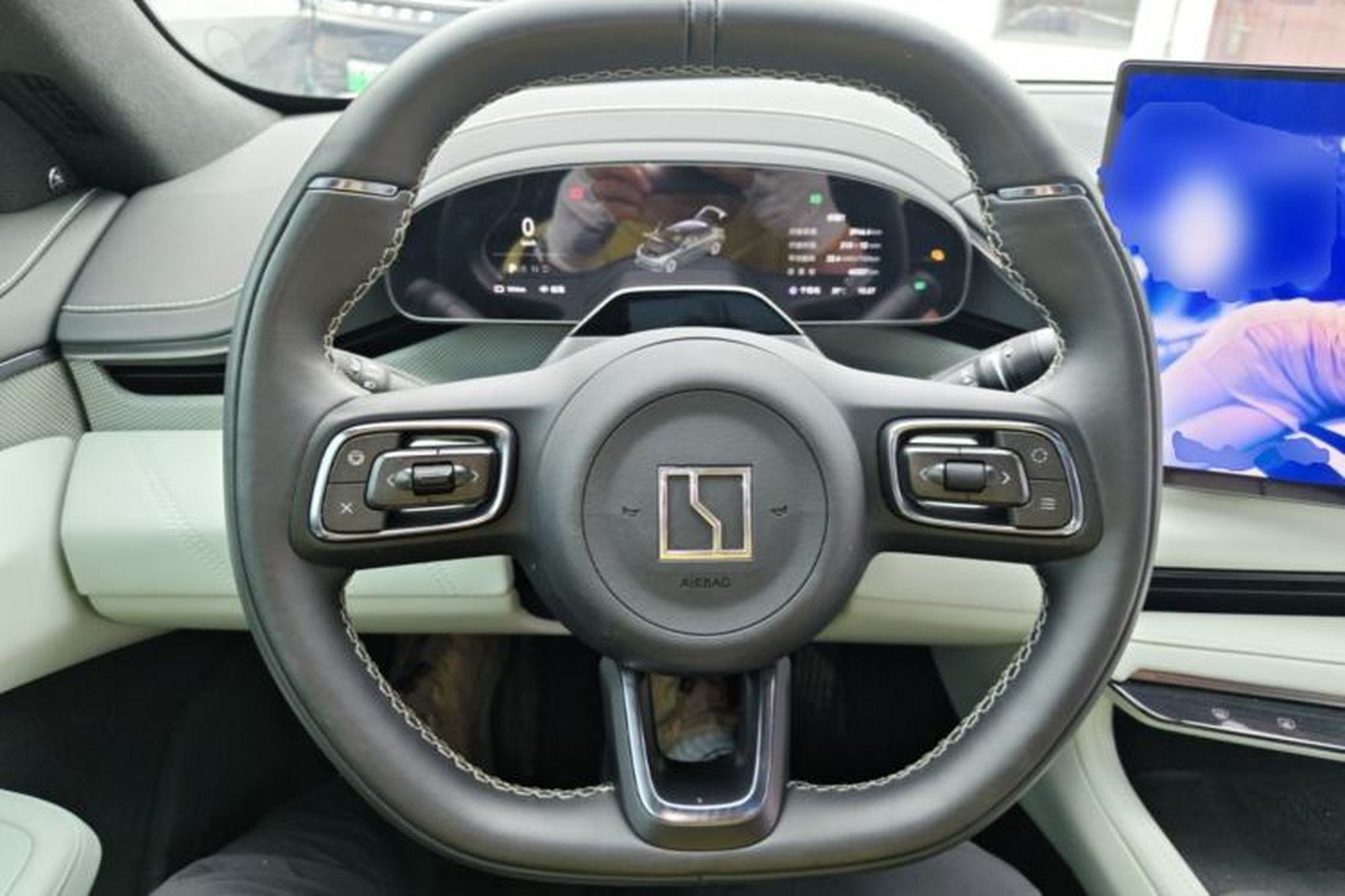 Miniatura 10