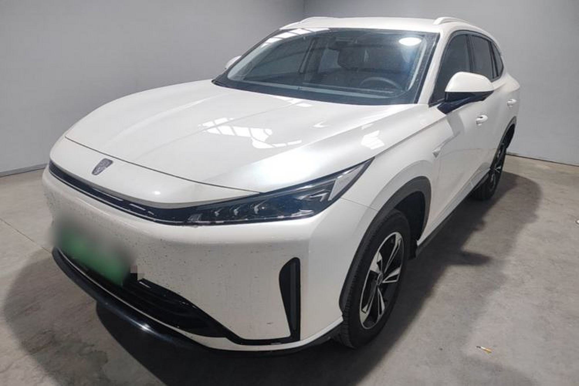Roewe D5X DMH