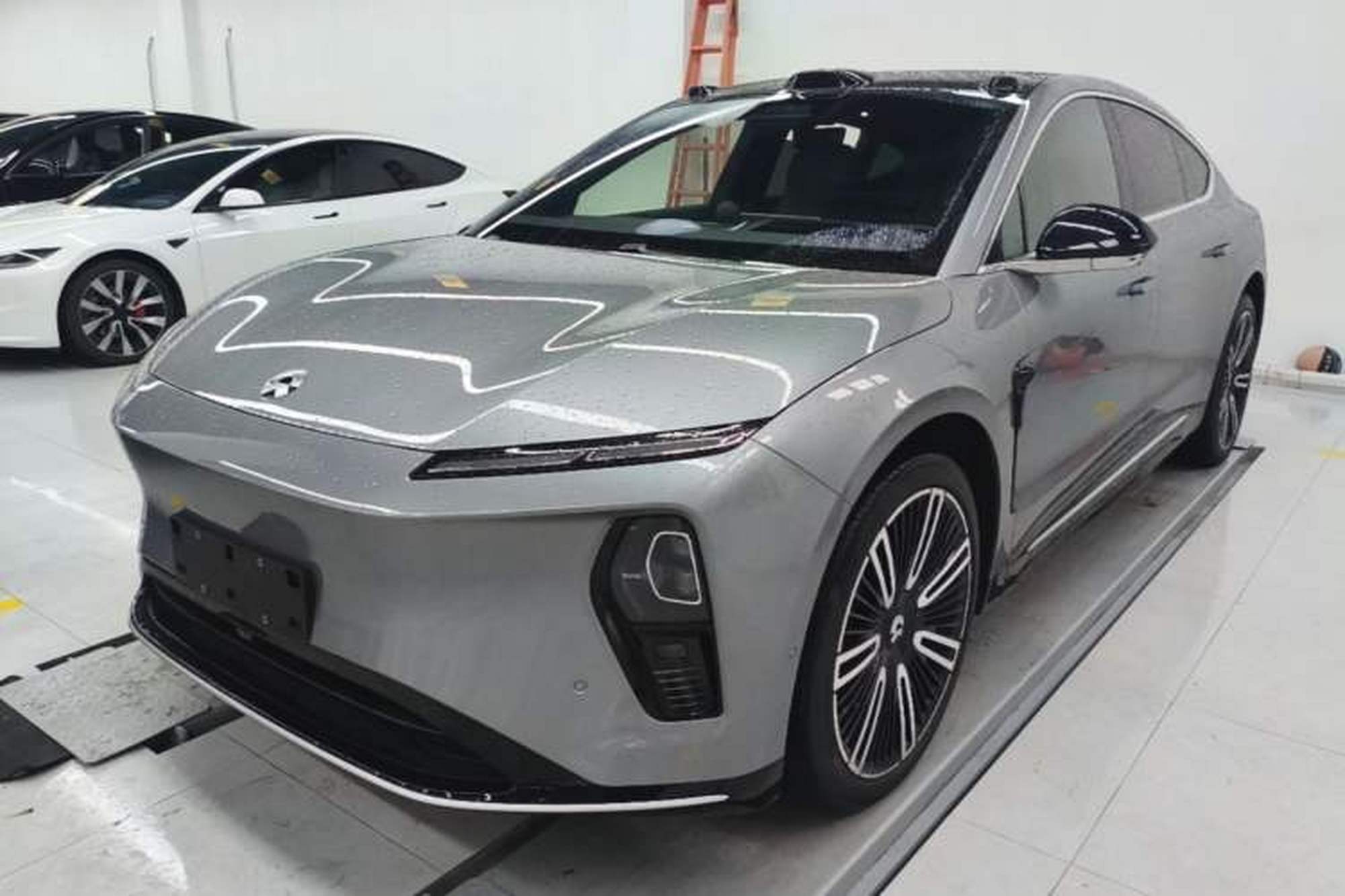 NIO ET9