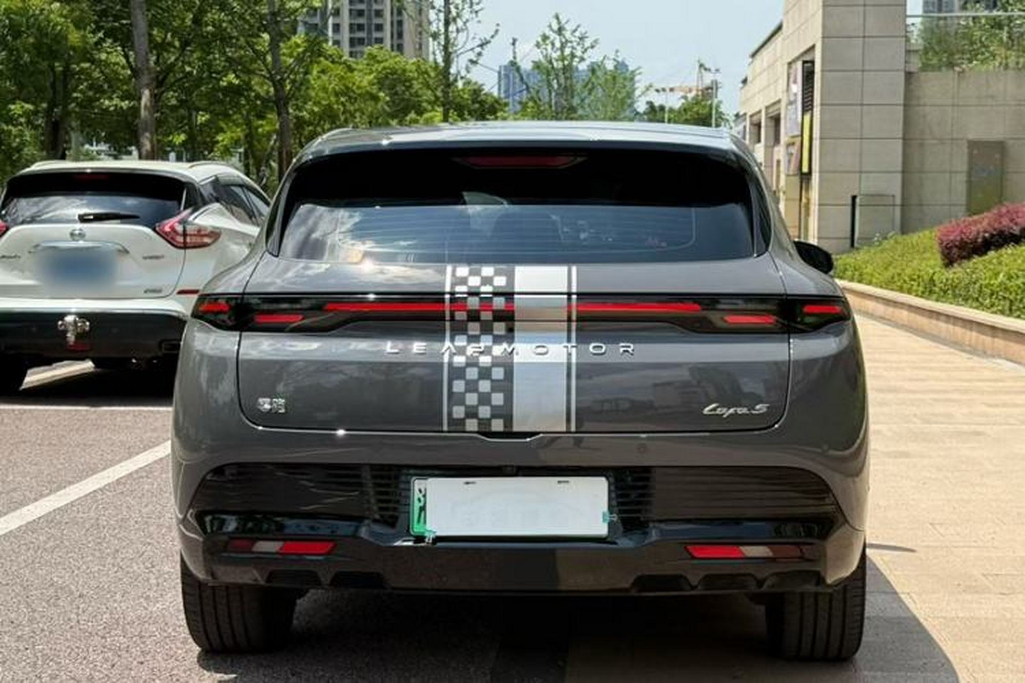 Миниатюра 16