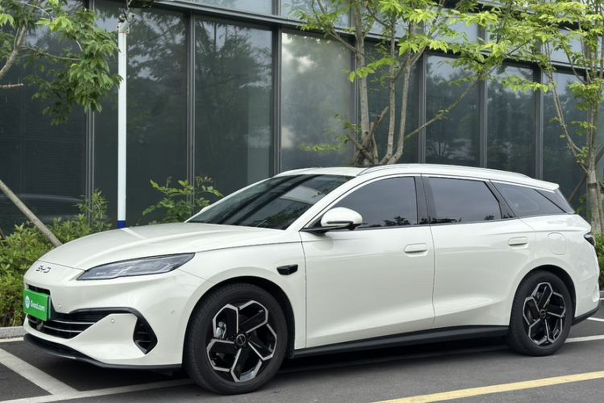BYD Seal 06 DM-i Touring