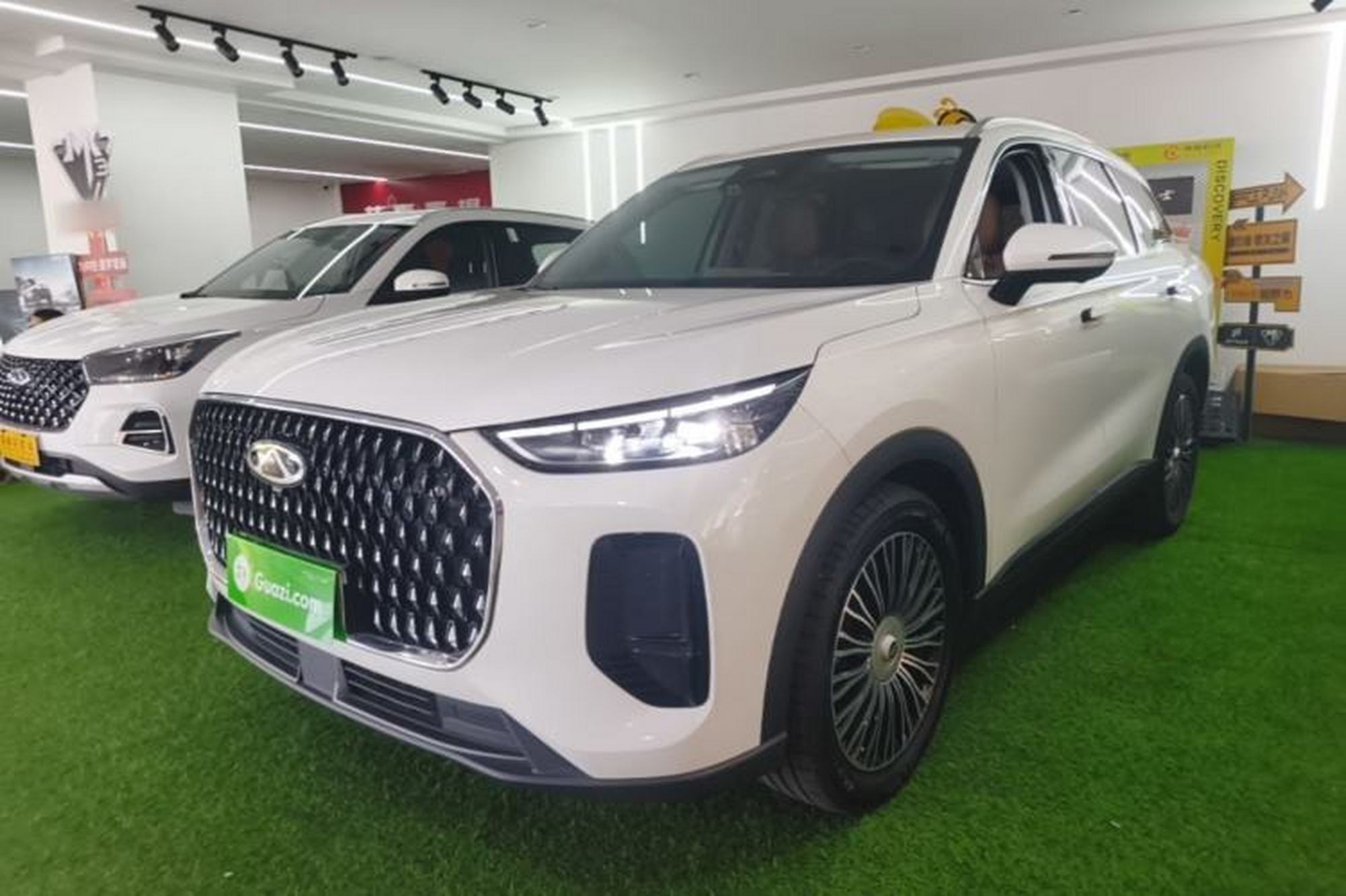 Chery Tiggo 8 L