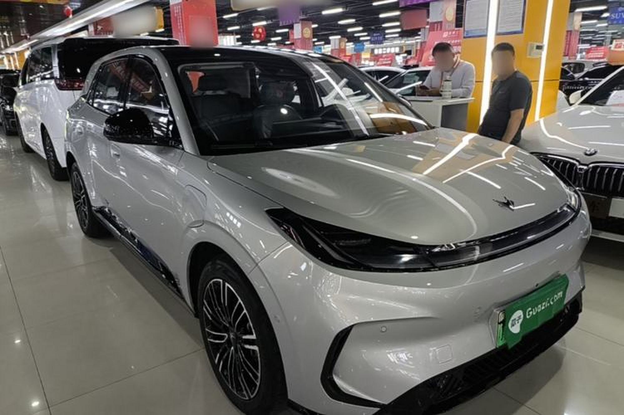 Миниатюра 12