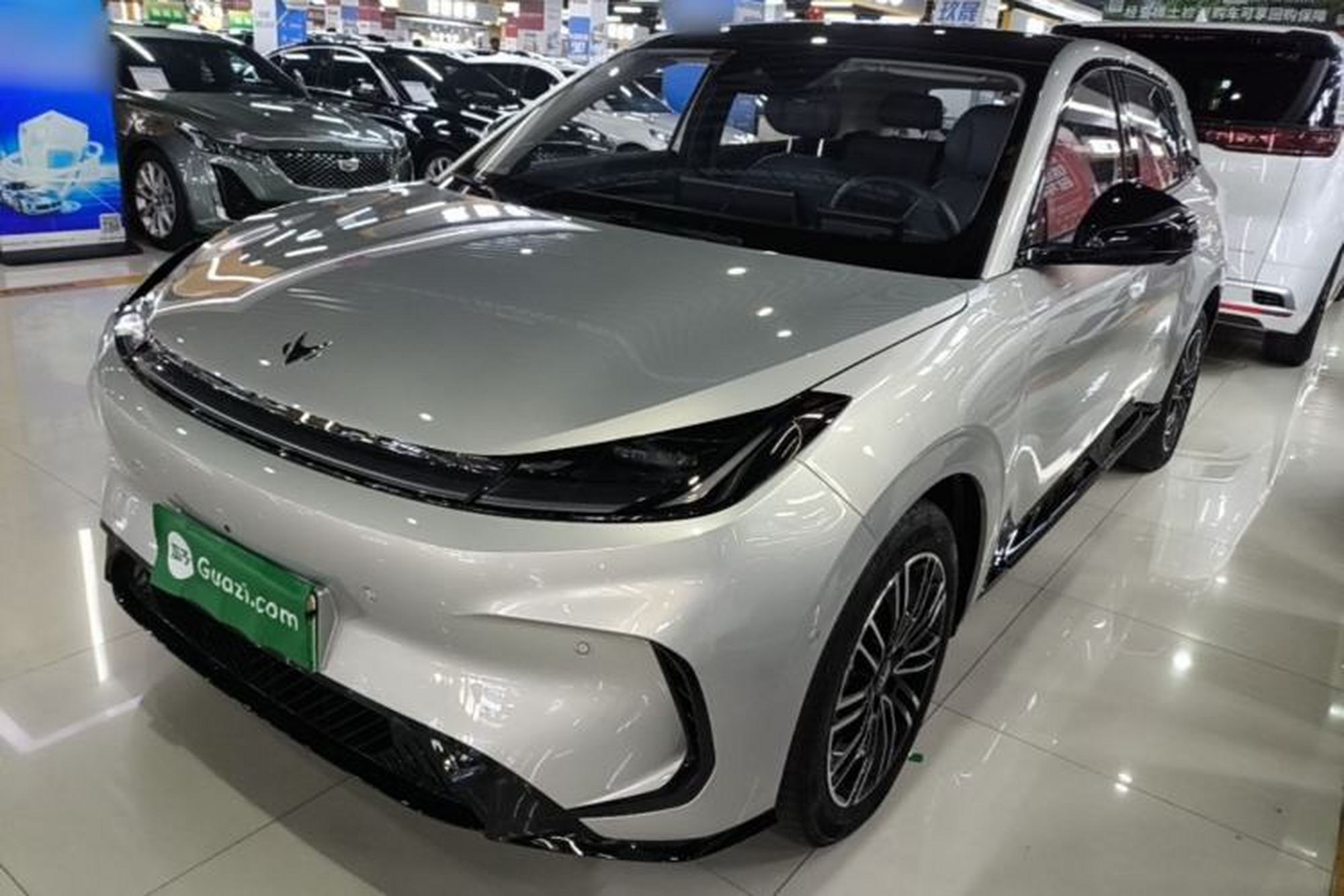 ARCFOX T1